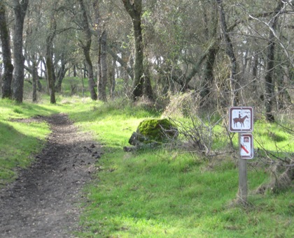 granite_bay_trail_horse_sign